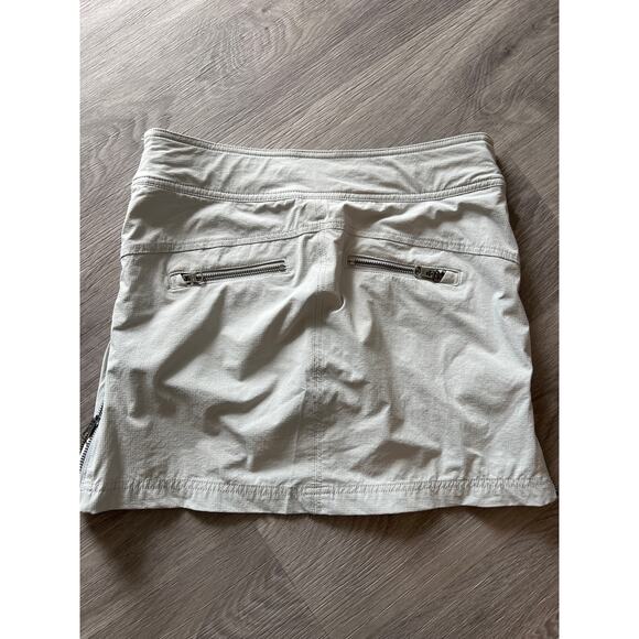 Athleta size 2 light gray golf skort activewear - Picture 3 of 4